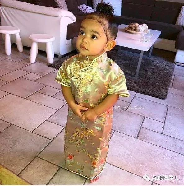 一岁的小diva 穿得这么潮!这气场 也是厉害了