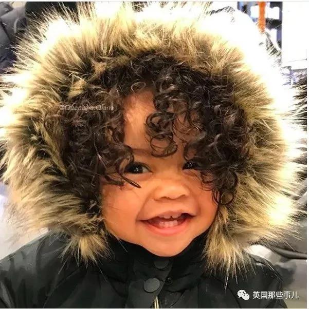 一岁的小diva 穿得这么潮!这气场 也是厉害了