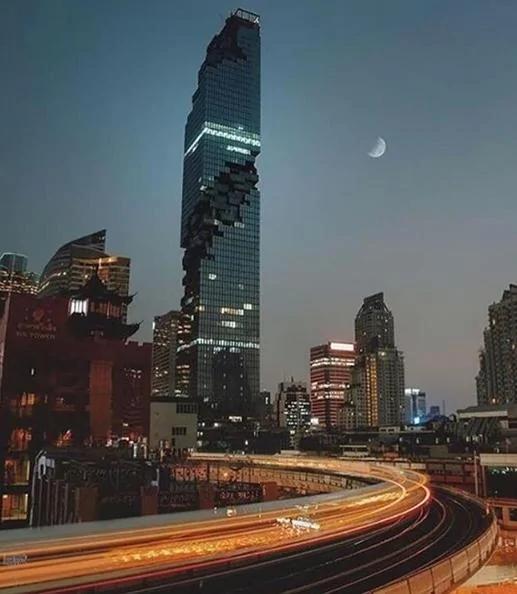 这个第一高楼被嘲笑像烂尾楼 到了晚上都闭嘴了