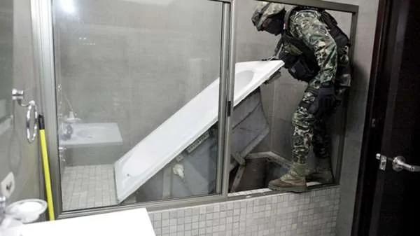 墨西哥大毒枭逃亡数10年 警方在他家浴室底下发现一个大洞!