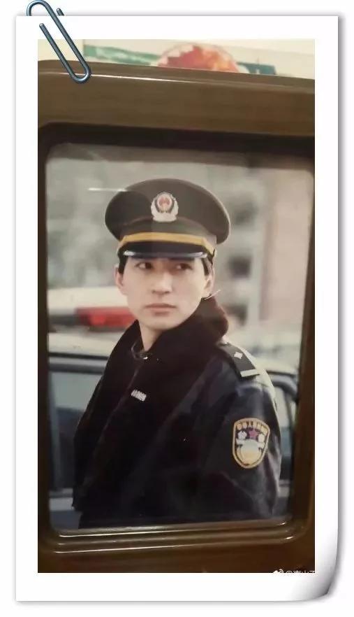 感受下没有PS的年代 爸妈年轻时颜值有多高