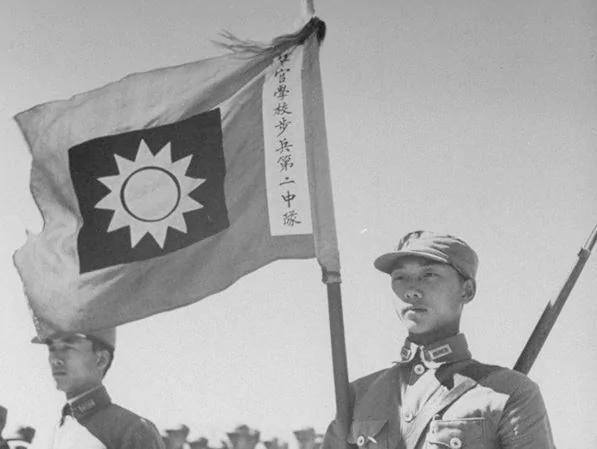 【老照片】一直被中共忽悠了多年没致富 突然想清楚了