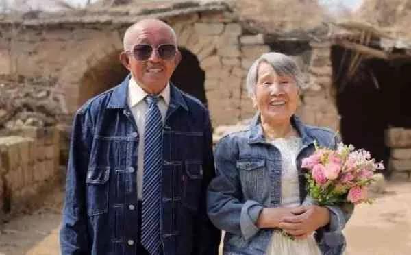 世界上最感人的瞬间 看到哪张让你泪奔?