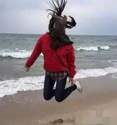 下雪了让男朋友给我拍张美照发朋友圈 看完想分手…