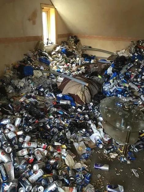 房子租给租客多年后 回家看到所有房东的噩梦…