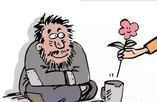 一个驼背老乞丐每天都在妇人窗前说一句话 结果…