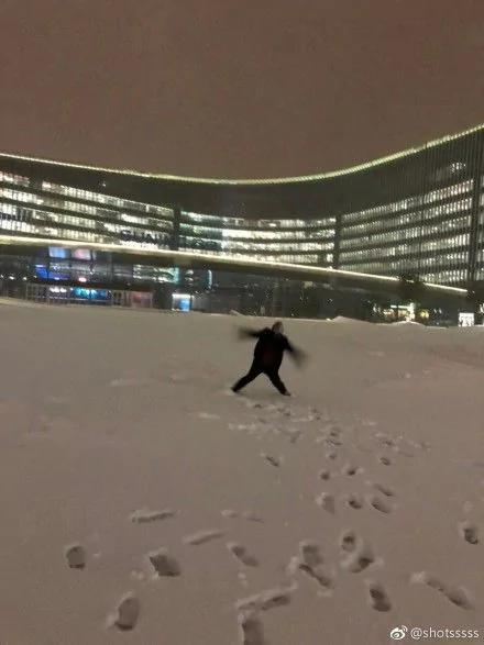 男友拍的雪景美照大比拚 看完都笑喷了