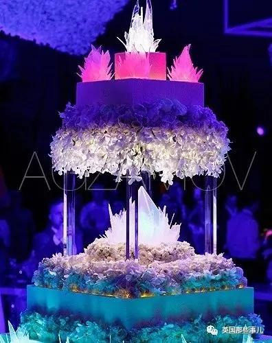 100万一个的结婚蛋糕啥样?贫穷限制了我的想象力