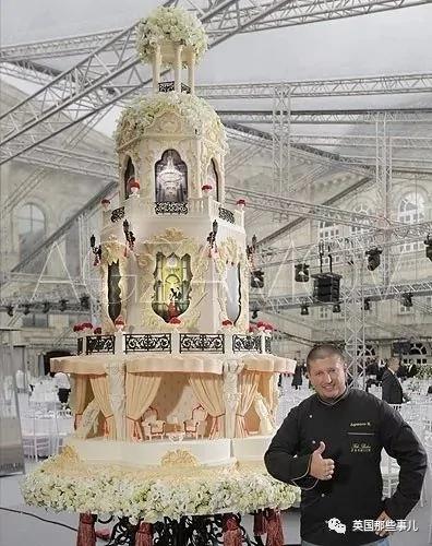 100万一个的结婚蛋糕啥样?贫穷限制了我的想象力