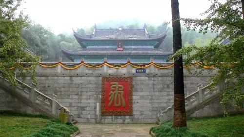 大禹治长江时令人惊叹的奇闻