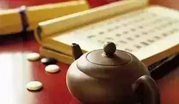 抬头是方向 低头是清醒