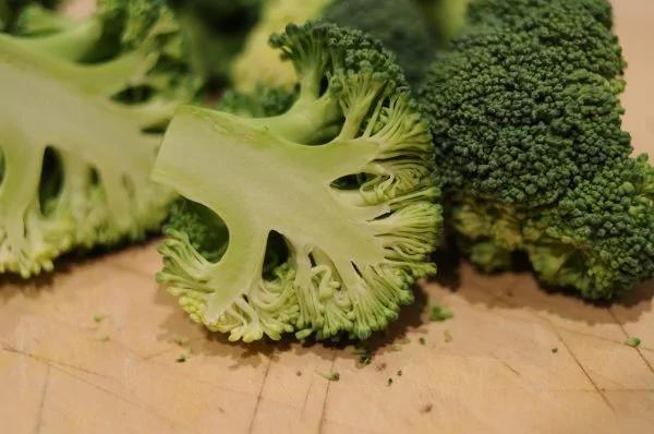 抗癌蔬菜之王~研究:2种食物可预防肠癌!
