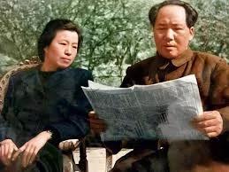 江青自曝“男朋友可多了”还有一老外