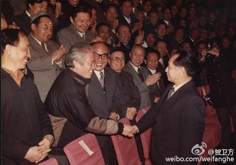 【揭秘】胡耀邦会见作家 与会者笑容多真诚 共谍真相 卖命一生 死前付不起交通费