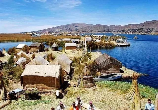 用芦苇编制的岛屿 在海上已漂浮1000多年