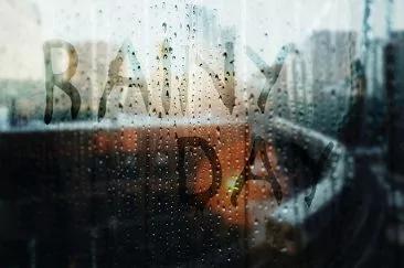 阴雨绵绵易忧郁?日照不足致情绪失调