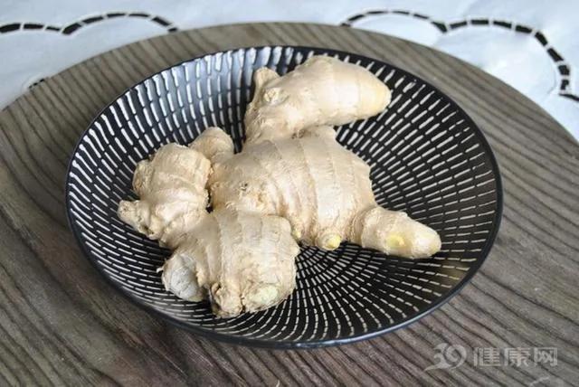 常吃7类食物的人 老了血管也不堵