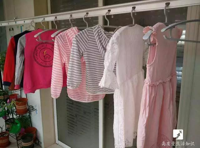 新衣服要不要洗了再穿?没想到90%的人都做错了!教你正确方法…