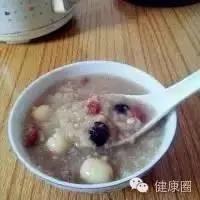 这个动作能坚持9秒 你就还是年轻人!(附抗衰老秘方)