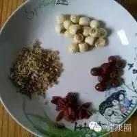 这个动作能坚持9秒 你就还是年轻人!(附抗衰老秘方)