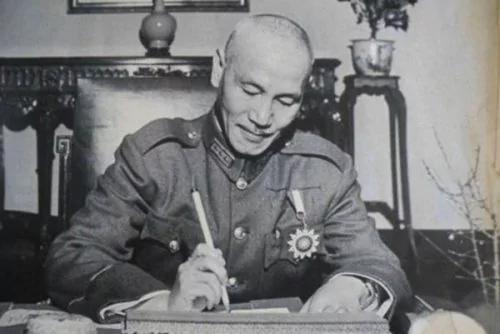 历史不泯!多位侍从回忆先总统蒋中正