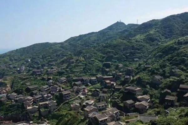 被遗忘20年后 小岛居然美如仙境!