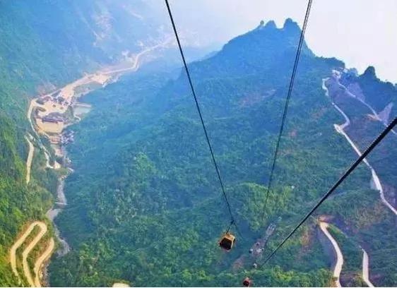 中国的“死亡公路” 老外表示分分钟跳崖