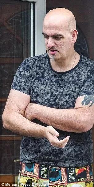 一半婚礼照片失焦 这对夫妇已经被气炸了…