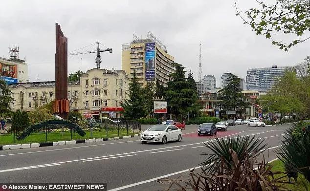 贪财富二代买凶杀自己全家 收到父母死亡的照片后 他傻眼!
