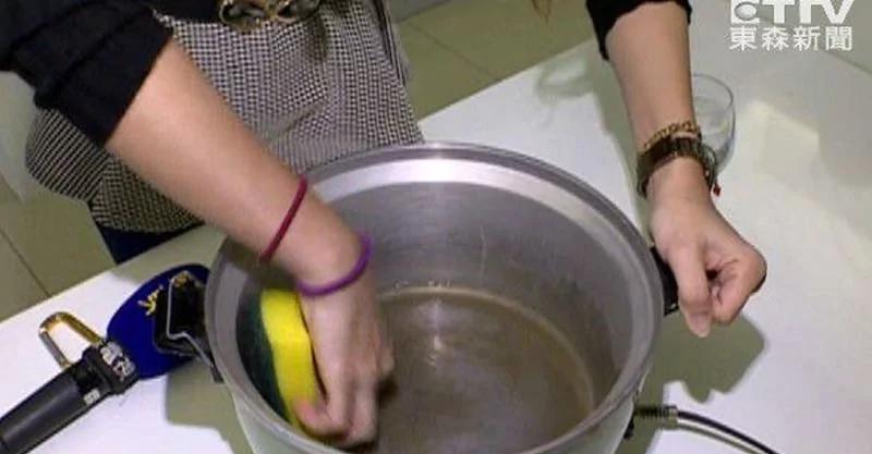 “电锅”总是臭臭的… 原来是因为不会清洁!教你清洁5招 很多人都清错了