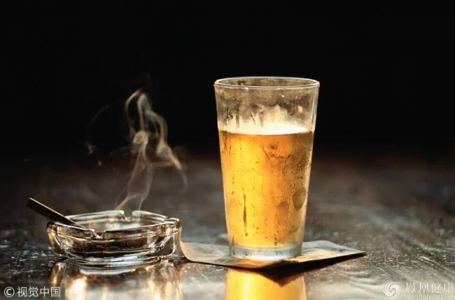 符合这3种情况:你该马上戒酒了