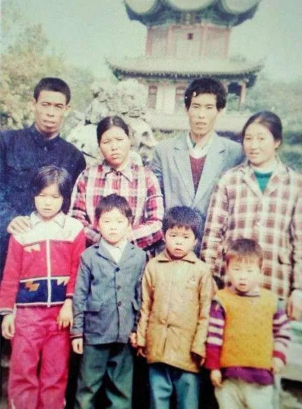 儿子走失后 大妈在医院当“卧底” 一待就是29年…终于在今年 成功和儿子重逢!