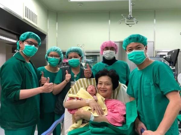 太罕见!台湾62岁妇人自然产下第二胎!