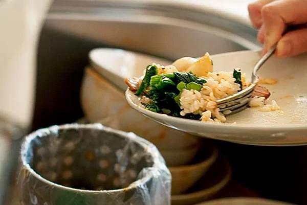 澳洲护理师最爱“翻垃圾桶”找食物 被耻笑歧视 4年后买下百万公寓!