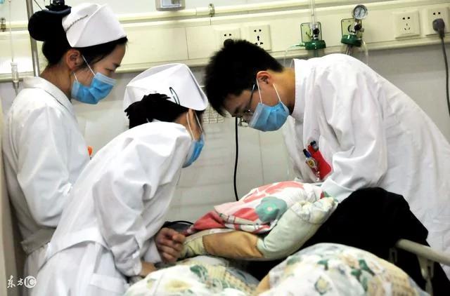 女儿三岁那年不幸走失 15年后我们救了一个老人 没想到竟发生了“神奇的事”!