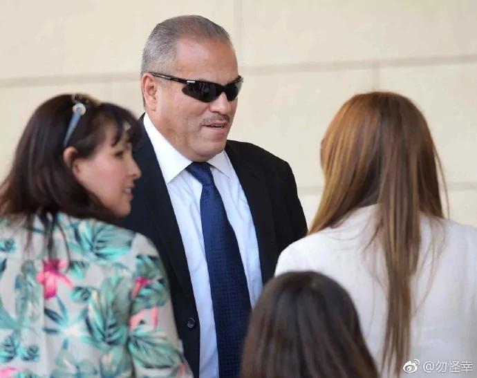 【揭秘】发动文革真相 毛为清理刘少奇势力出手夺权 伟人已死 雕像炸毁后存放土豆
