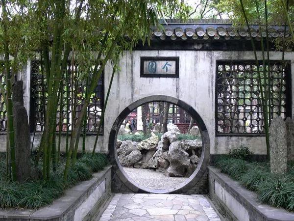 为什么烟花三月下的是扬州?不是苏州 也不是杭州?