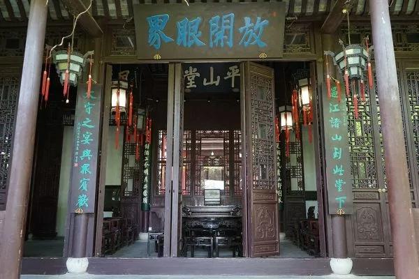 为什么烟花三月下的是扬州?不是苏州 也不是杭州?