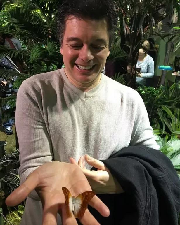 人生观 世界观 都不如眼前的壮观