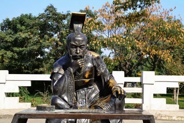比乾隆还要长寿的皇帝 熬死9位皇帝