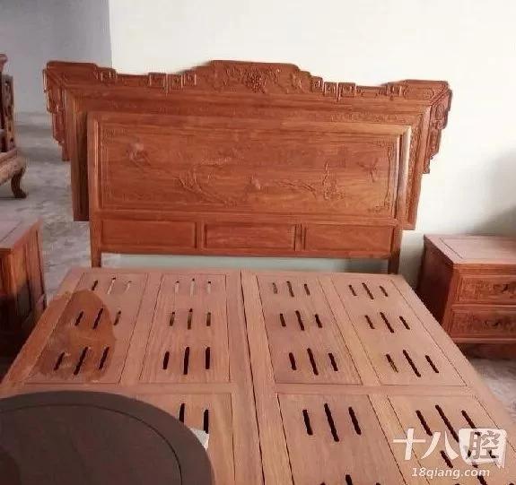 姑娘马上要结婚 男方家里买的家具闹得他们快分手了!