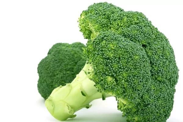 你想拥有亮丽的肌肤吗?高级营养师推荐的10种食物助你美梦成真
