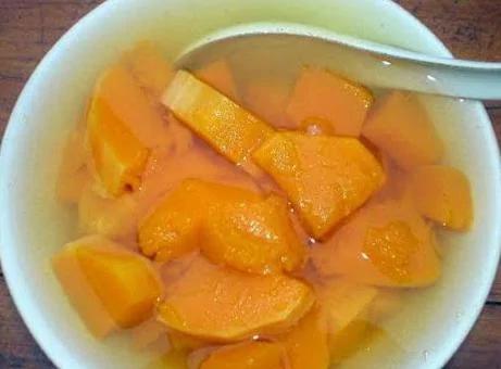南瓜别再蒸着吃了!配上一食物就是“养生药” 护眼养胃营养加倍