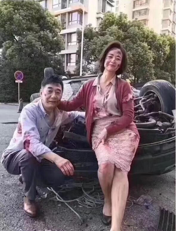 2018这两张照片 据说不少人看过后就想开了!