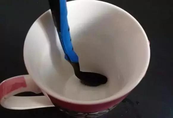 家里的旧牙刷扔了?它还可以这样用