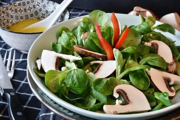 健康饮食:让你工作更加顺利的4种食物