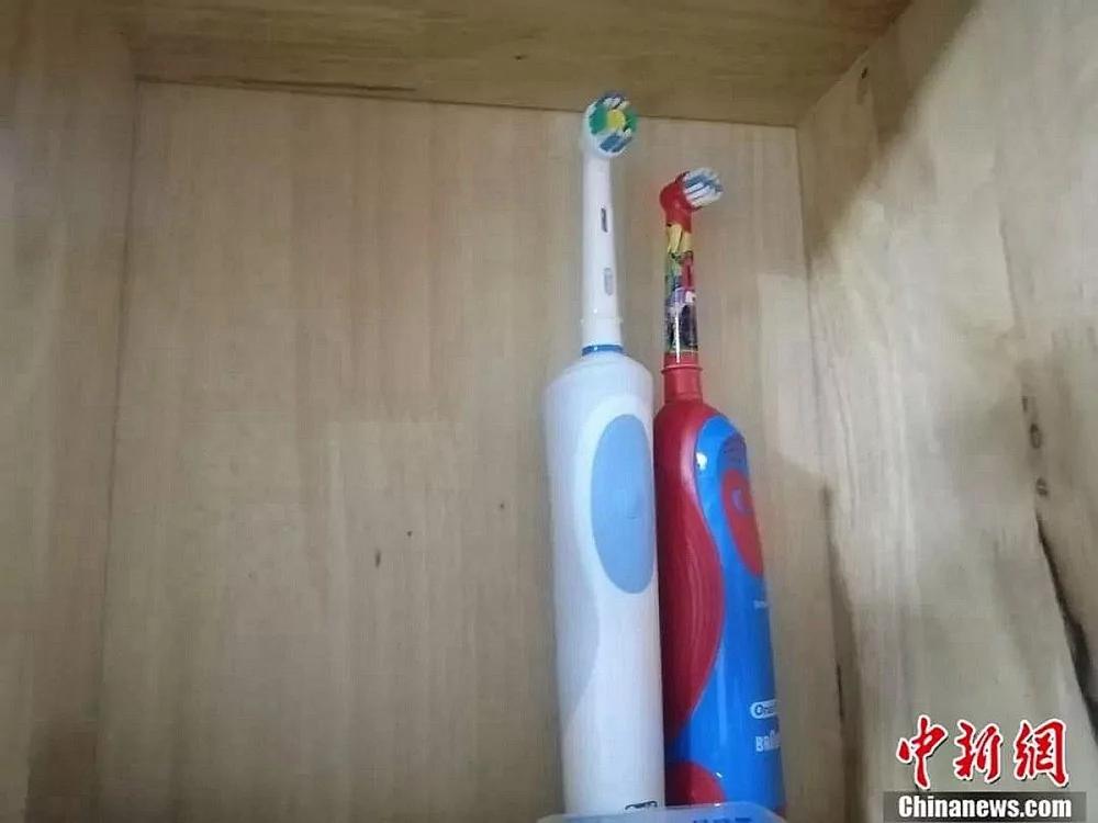 厕所被老婆的化妆品全塞满了!网友同感中枪