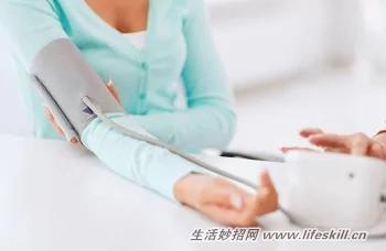 改变生活方式 预防治疗高血压!