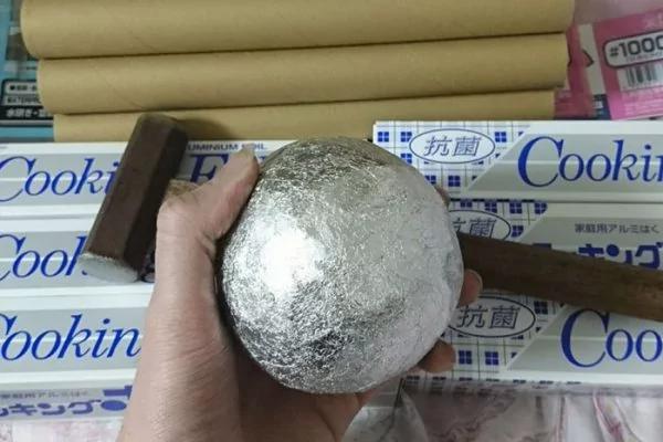 日本民众最新的爱好又风靡了网络~~在家打铝 释放压力的好帮手