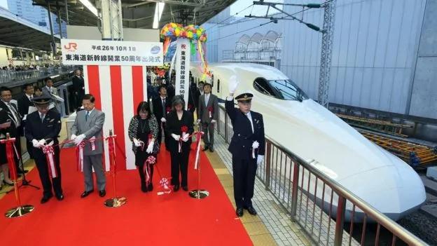 究竟是谁提出了中国“新四大发明”?